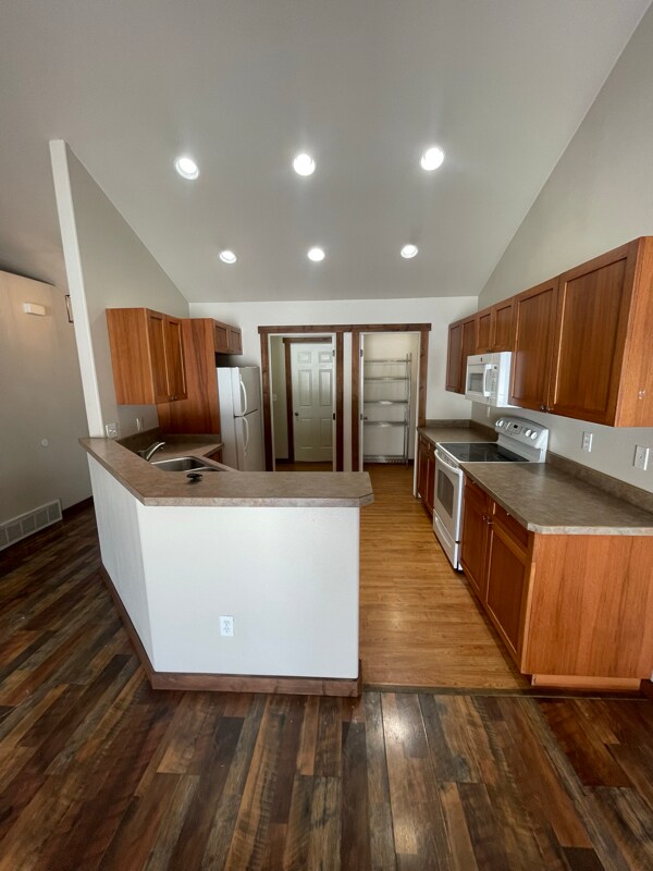 Foto del edificio - 1429 11th St W