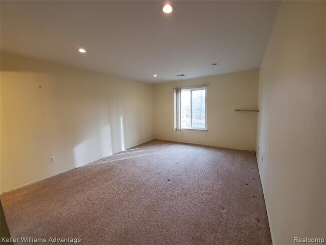 Building Photo - 31452 Orchard Creek