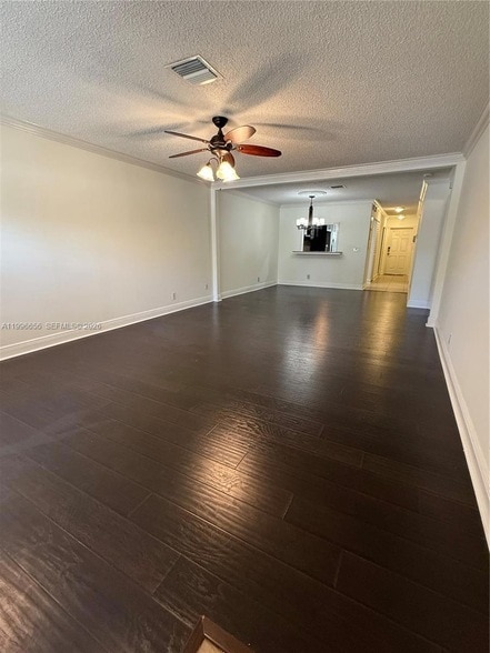 Foto del edificio - 3015 SW 20th Terrace