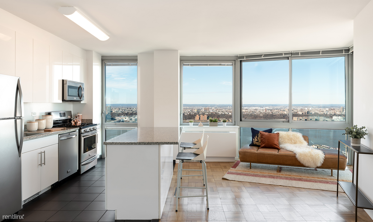 2 br, 2 bath - 515 W 37th St T - 2 br, 2 bath  - 515 W 37th St T