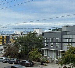 Building Photo - 2258 14th Ave W