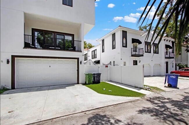 Foto del edificio - 405 S Westland Ave