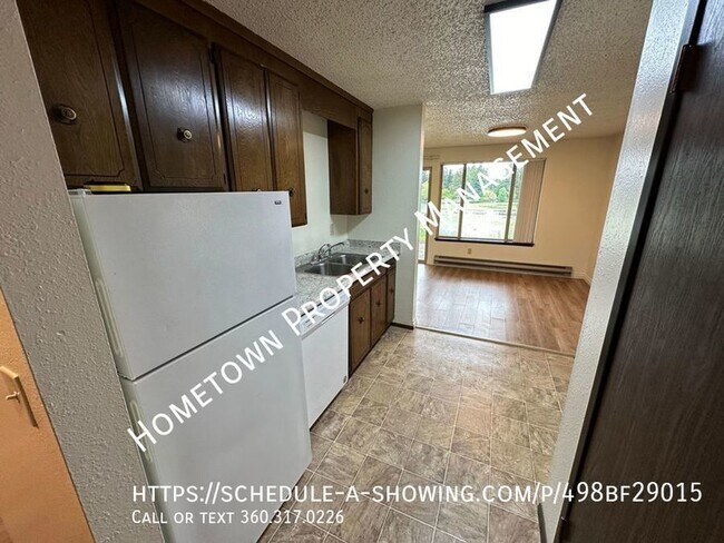 Foto del edificio - Beautiful 2 Bedroom, 1 Bath Apartment on P...