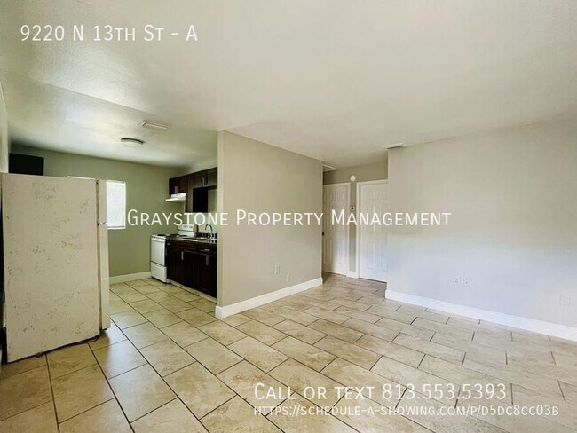 Foto del edificio - 9220 N 13th St