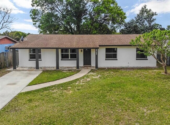 Foto del edificio - 4700 Kirkland Blvd