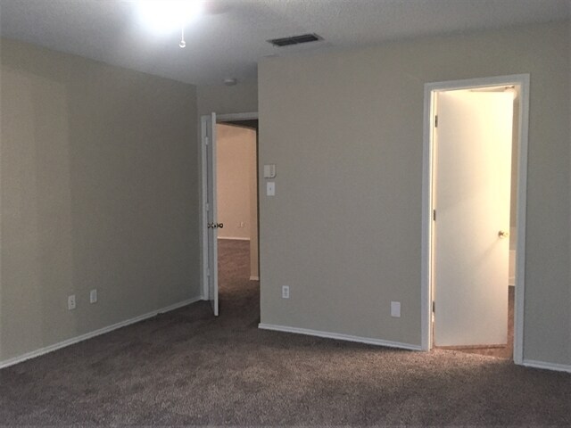 Foto del edificio - 6783 Prairie Hill Rd S