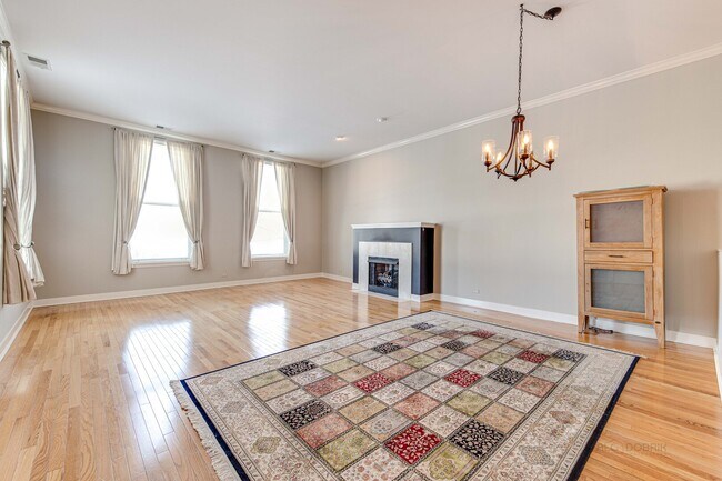 Foto del edificio - 210 Leonard Wood S