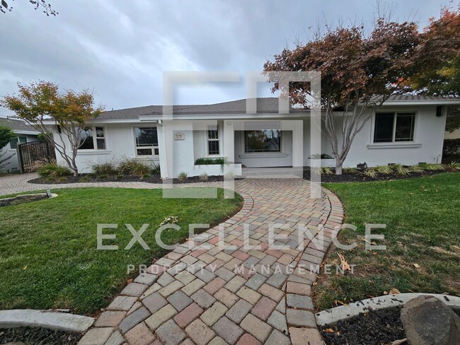 Building Photo - Beautiful Home in Willow Glen With Solar, ...