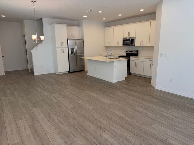 Building Photo - 8191 Mosaic Ln