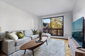 Building Photo - 1190 10th Avenue Bikeway