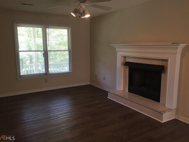 Building Photo - 58 General Lee Dr
