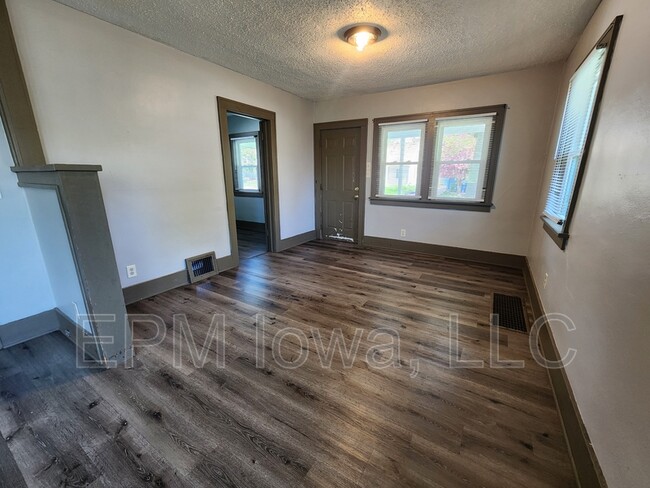 Foto del edificio - 526 Kirkwood Ave