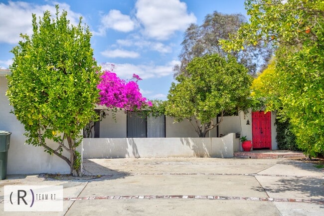 Building Photo - 5304 Grassy Trail Dr