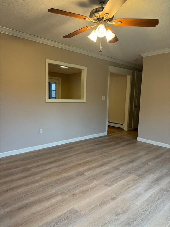 60 Fowler Ave Unit 60, Northbridge, MA 01534 Room for Rent in