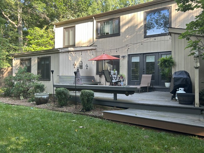 Building Photo - 4039 Ivystone Ct