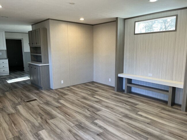 Foto del edificio - 318 Norfolk Dr