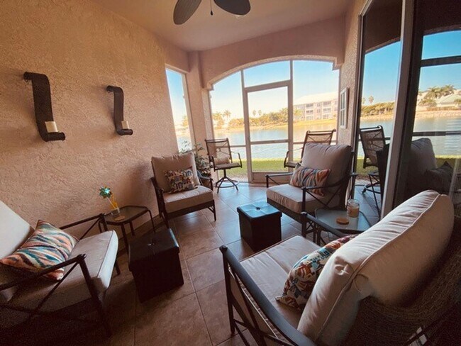 Foto del edificio - Beautiful, remodeled rental in Lexington C...