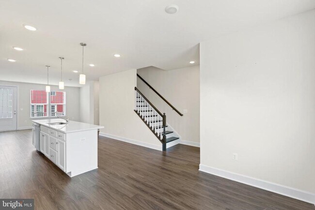 Building Photo - 10720 Shadewell Spg Wy