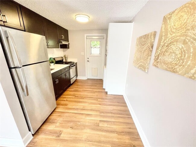 Building Photo - 813 S Fremont Ave