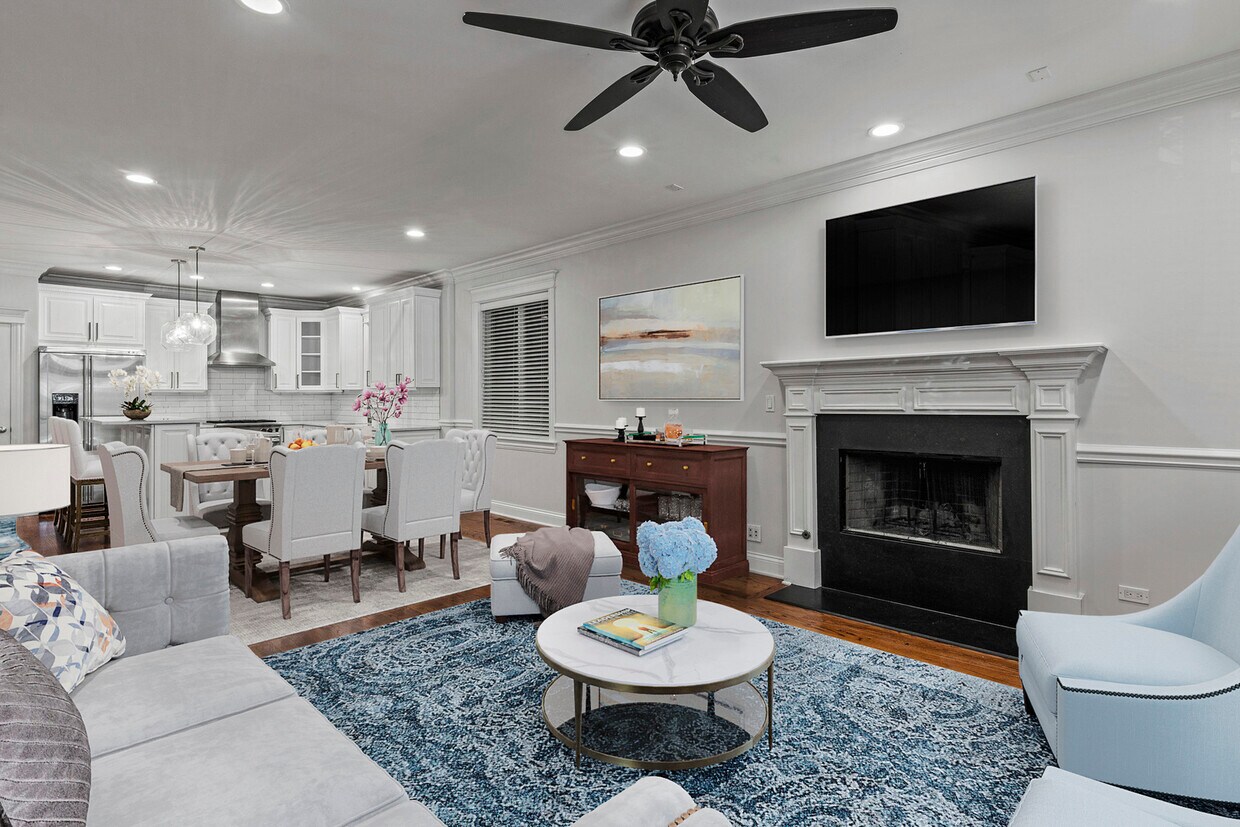 Foto principal - 1049 W Monroe St