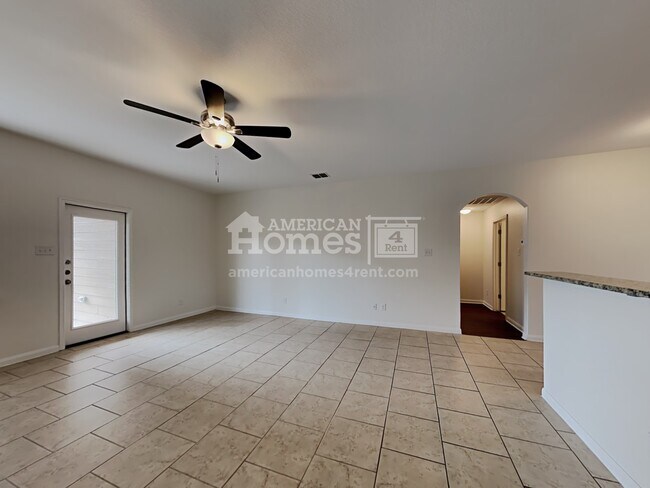 Foto del edificio - 7913 Oxbow Way