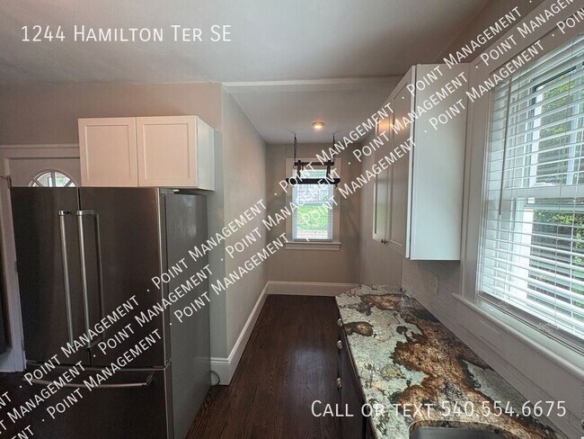 Foto del edificio - 1244 Hamilton Terrace SE