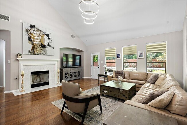 Building Photo - 4498 Cervinia Dr