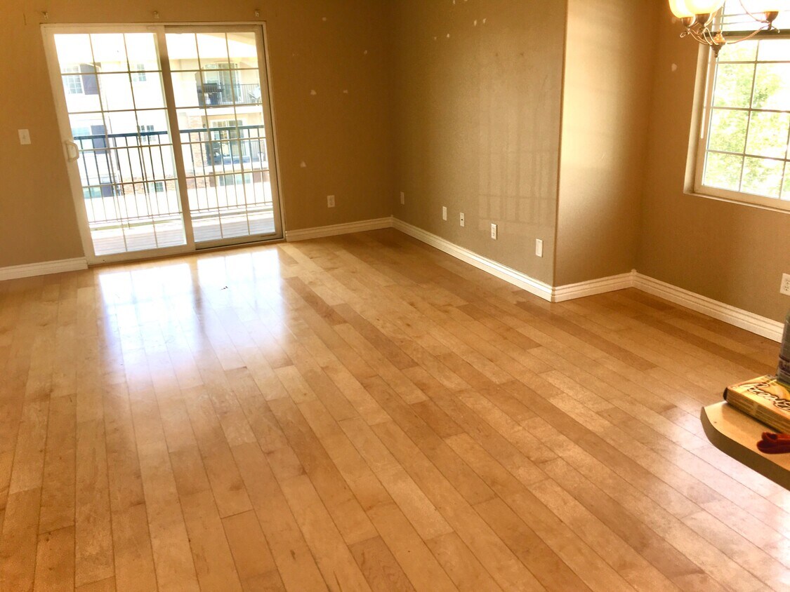 Living Room - 176 Spencer Peak Way