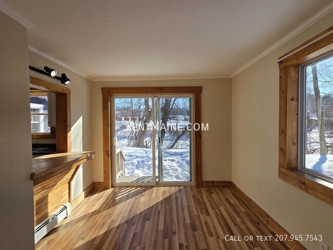 Building Photo - 90 Newbury St