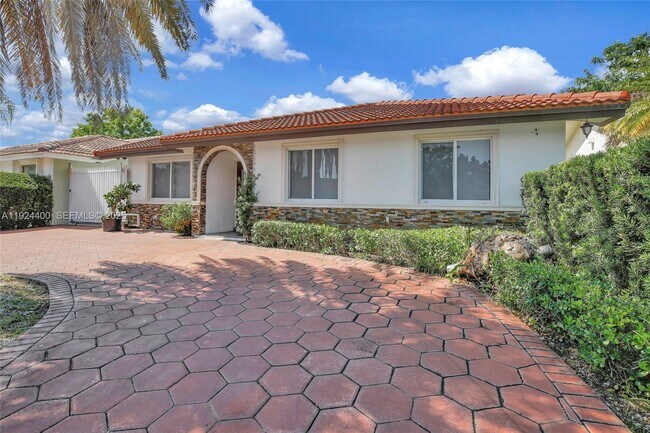 Foto del edificio - 9862 SW 145th Pl