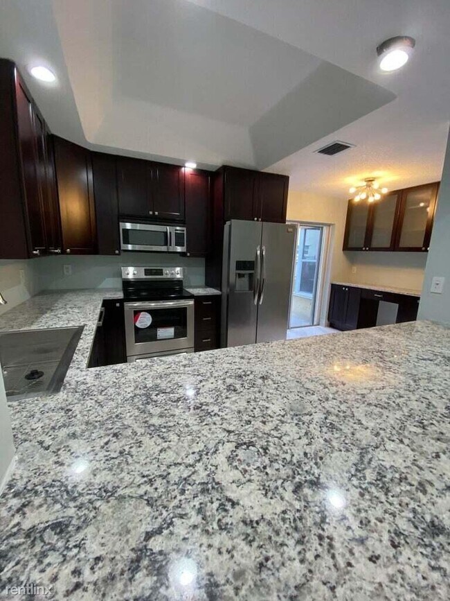 Foto del edificio - 3 br, 2 bath House - 5865 NW 41st Way