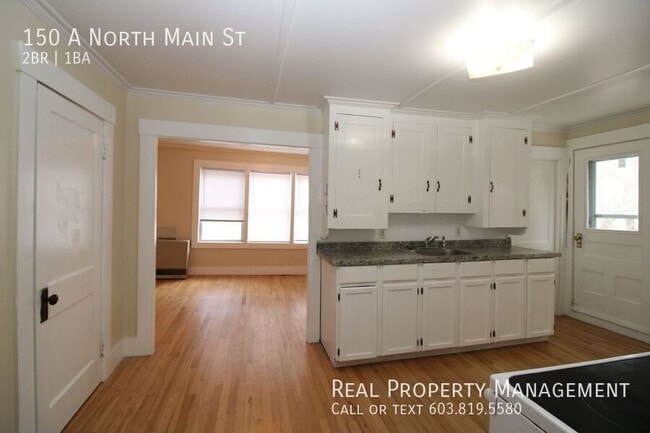 Building Photo - 150 N Main St