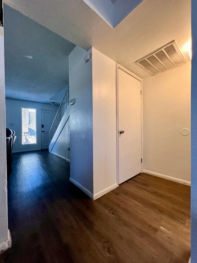 Photo - 4615 N 39th Ave Townhome