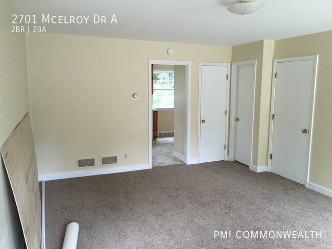 Foto del edificio - 2701 McElroy Dr