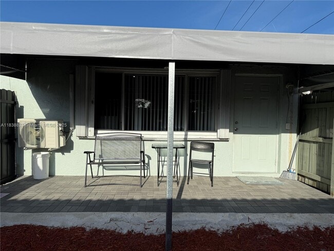Foto del edificio - 11610 NW 35th St