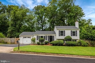 Building Photo - 12607 Glenbrooke Woods Dr