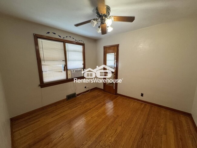 Building Photo - 6155 Lucille Ave