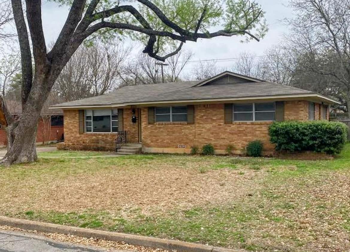 2125 Hermanson Dr, Waco, TX 76710 House Rental in Waco, TX