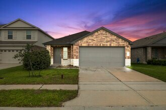 Building Photo - 2354 Otter Falls Dr