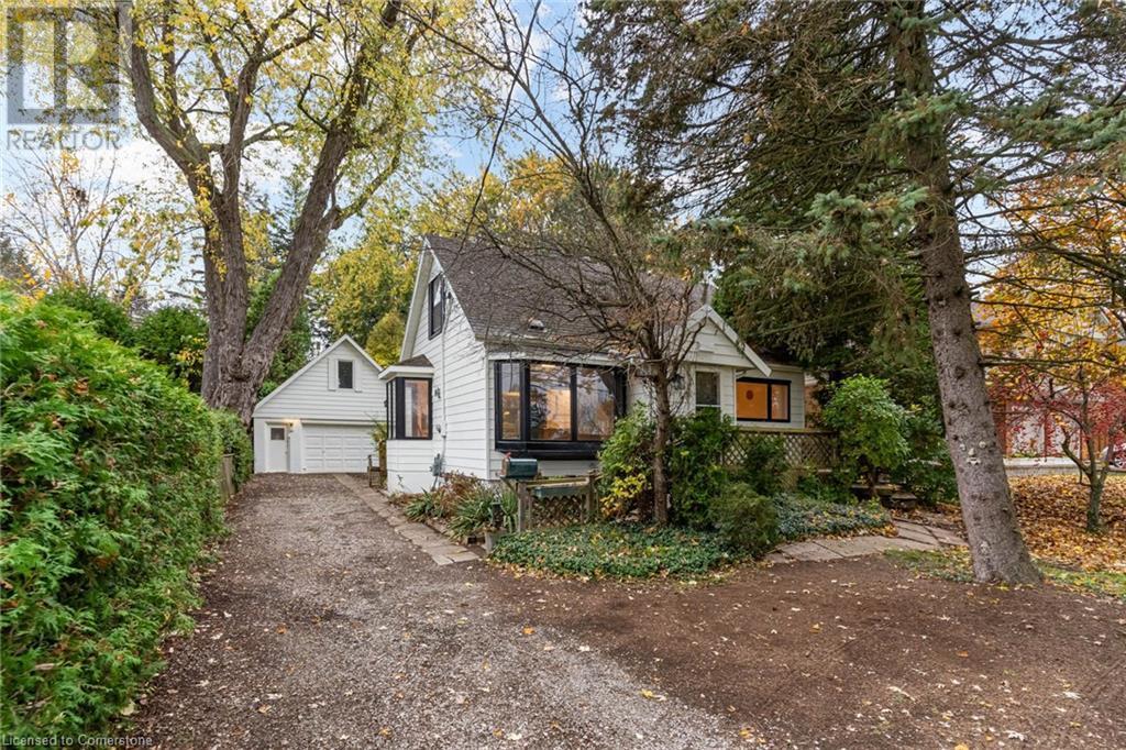 Photo principale - 32 Valleyview Dr