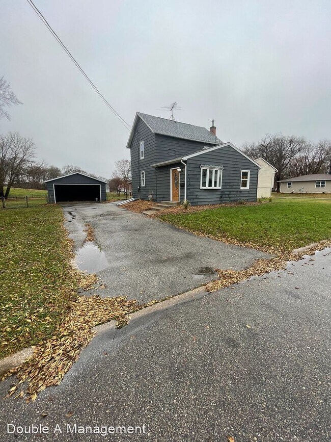 Foto del edificio - 2 br, 2 bath House - 123 Ash St.