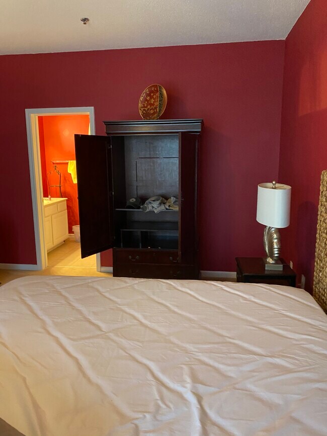 Foto del edificio - 2050 Crossgates Blvd