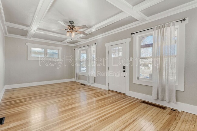 Building Photo - 3056 W Clyde Pl