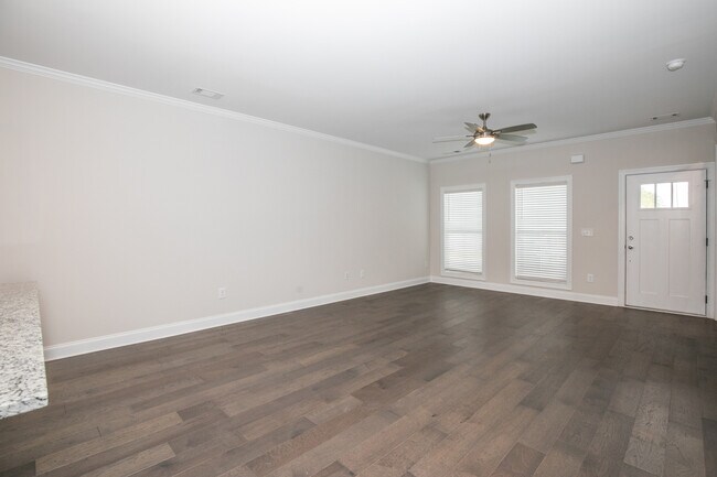 Building Photo - 110 Indigo Cir