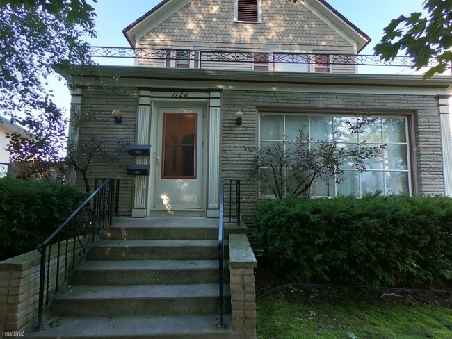 Building Photo - 2 br, 1 bath Apartment - 1128 Newell Pl, 2 2