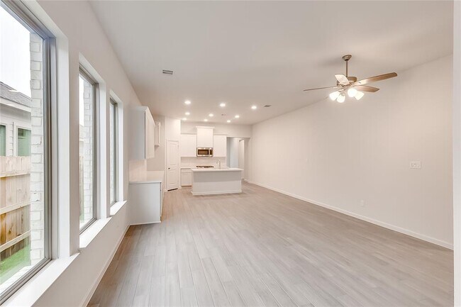 Foto del edificio - 232 Blackborrow Dr