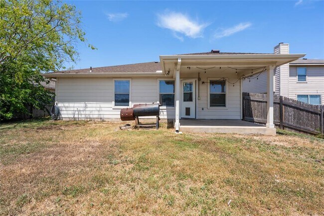 Foto del edificio - 245 Loon Lake Dr