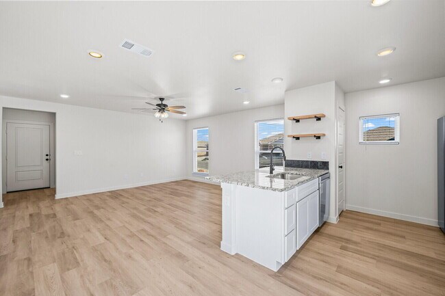 Foto del edificio - 517 E 23rd St