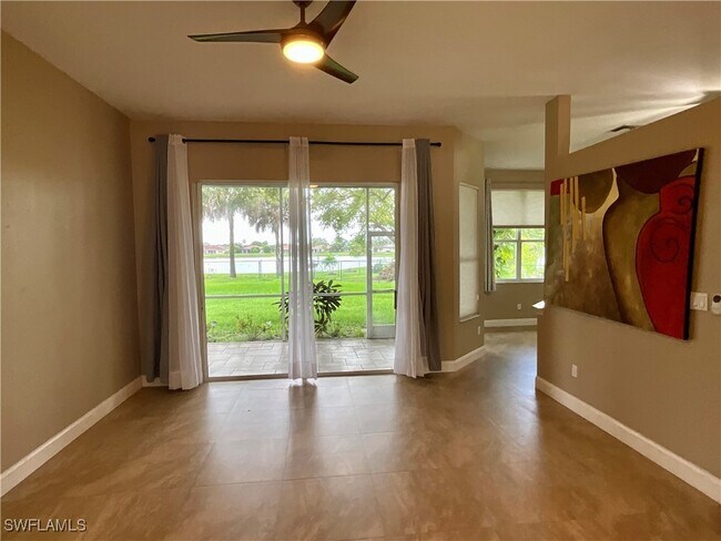 Foto del edificio - 701 Meyer Dr