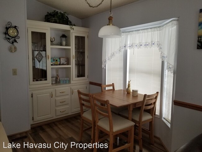 Building Photo - 1 br, 1 bath House - 1534 Beachcomber A11
